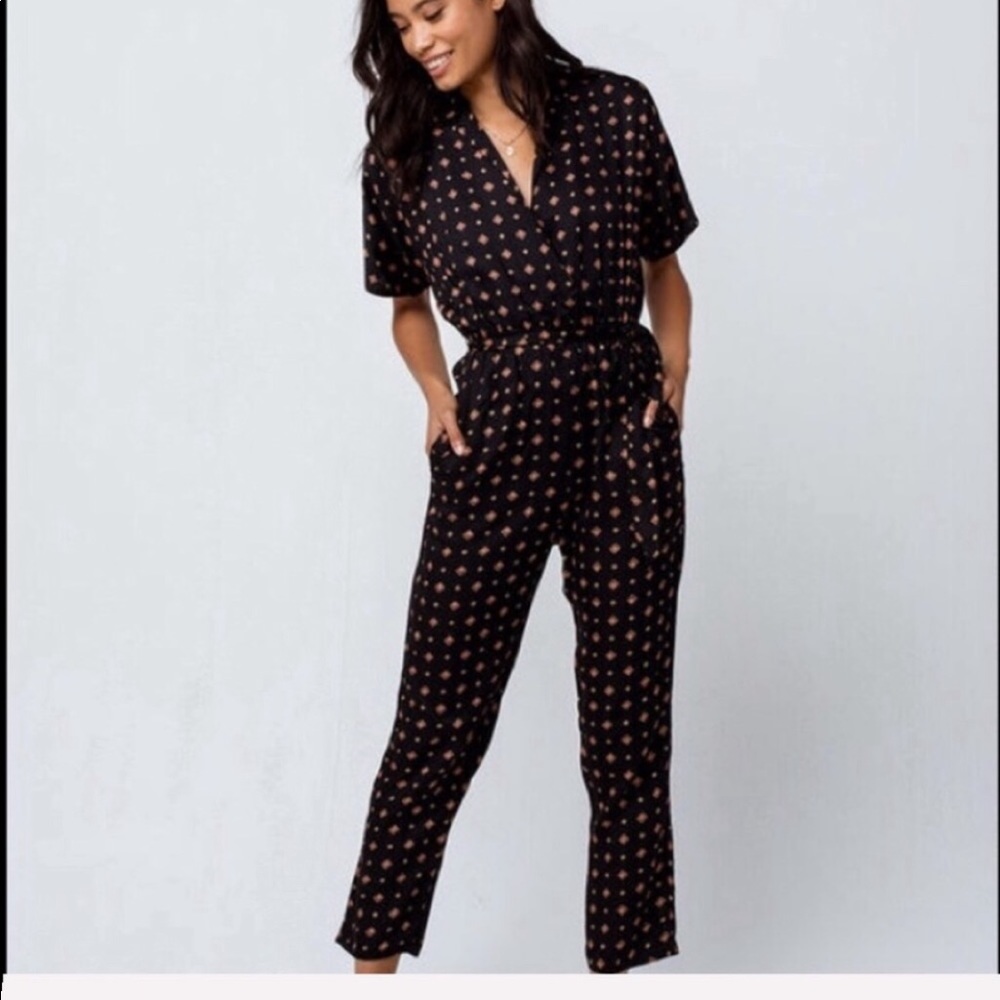 🌴🌼BILLABONG- BED STORY JUMPSUIT 🌼🌴 - Picture 5 of 8